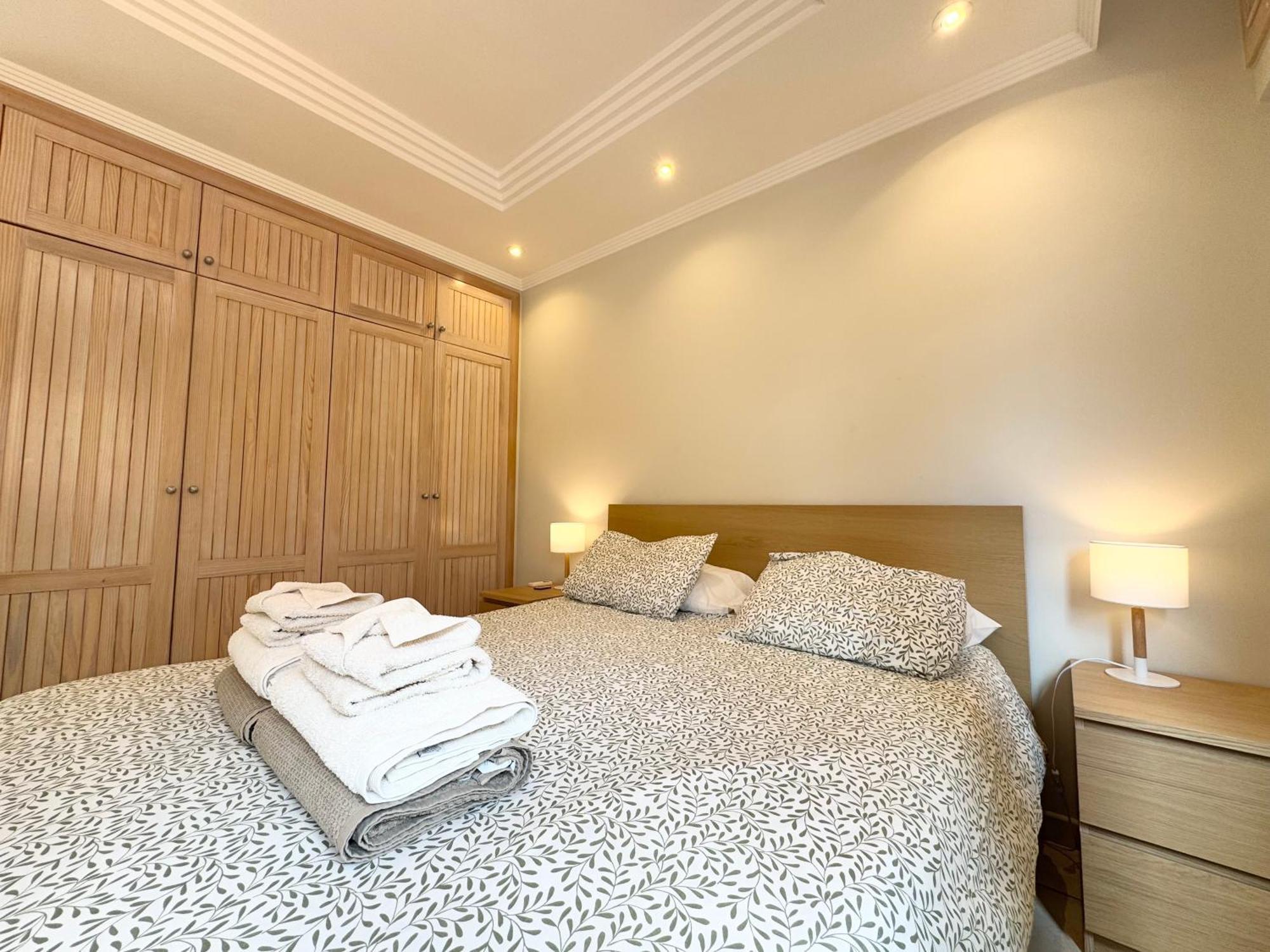Villa Amorio A Spacious Modern Getaway With A Private Heated Pool & Sea Views Costa Adeje  Exterior foto